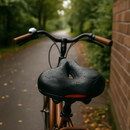 Fietszadel met Schokdemping en Ademend Design – Ergonomisch Zadel met LED-verlichting – Universeel voor Stadsfiets, Elektrische Fiets en MTB – 25x21 cm – Zwart