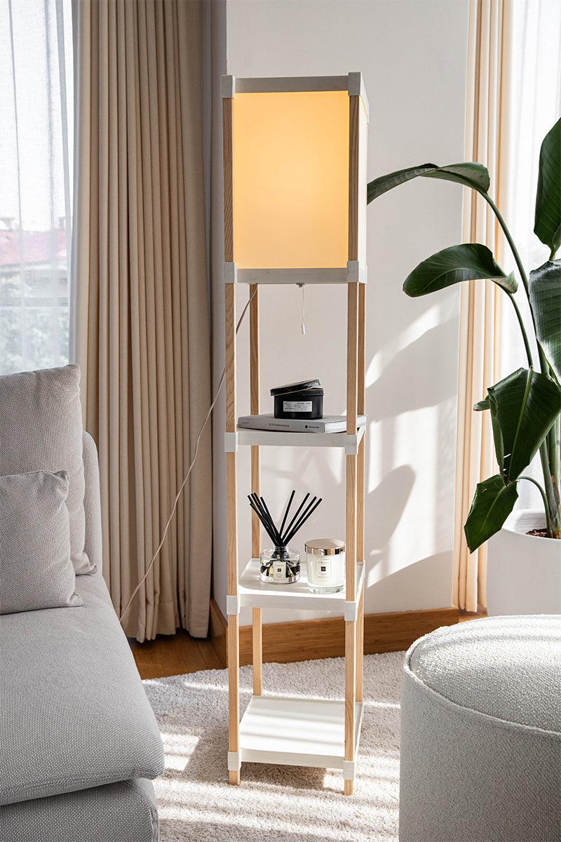 FixWood Houten Staande Lamp met 3 Planken – Scandinavisch Design – Etagère Vloerlamp – Hout & Linnen – Warm Wit Licht – Voor Woonkamer, Slaapkamer of Kantoor
